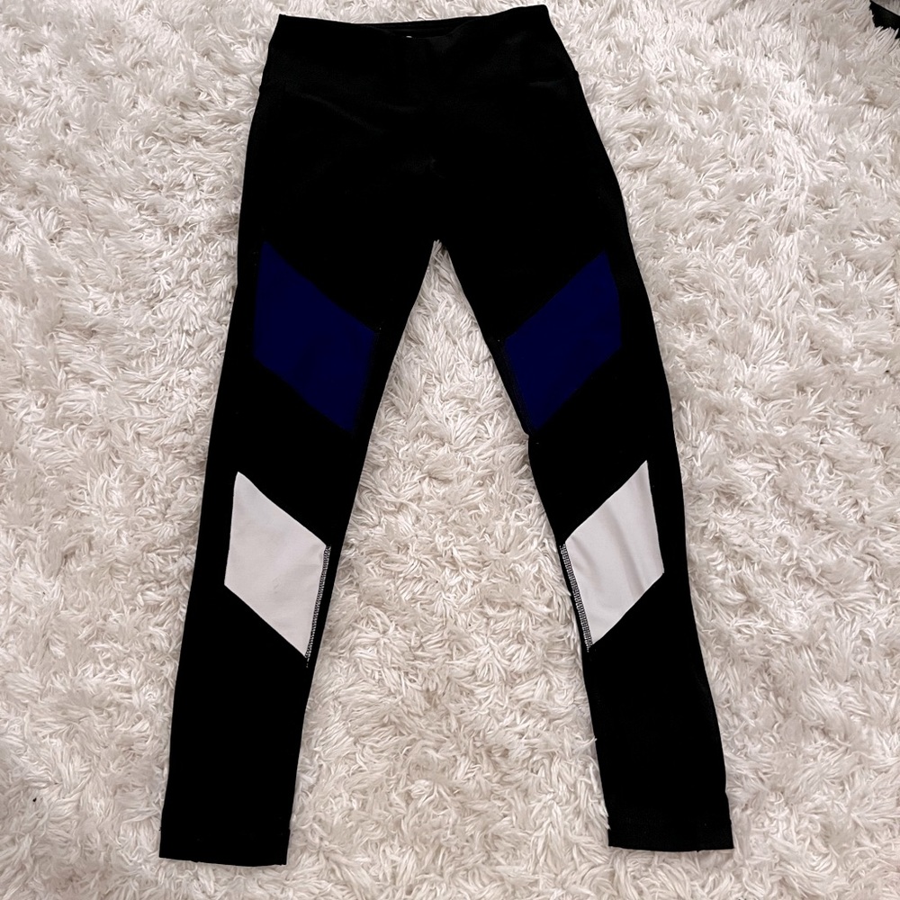 Leggings w/ a Blue and White Stripe